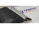 Накладка декоративная на двигатель BMW X5 11611437995. Трещина.