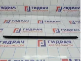 Уплотнитель стекла двери переднего правого BMW X5 (E53) 51328402556. Внутренний.