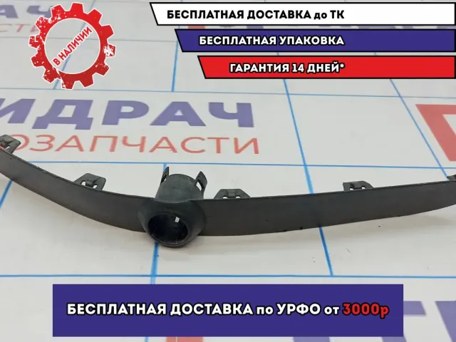 Молдинг переднего бампера правый BMW X5 (E53) 51117009894. Под датчик парковки.