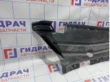 Защита антигравийная правая BMW X5 (E53) 51718402438. Дефекты.