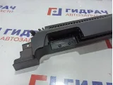 Направляющая шторки багажника правая BMW X5 (E53) 51477011770.