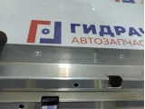 Кронштейн направляющей шторки багажника левый BMW X5 (E53) 51478408765.