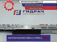 Кронштейн направляющей шторки багажника правый BMW X5 (E53) 51478408766.