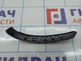 Накладка двери задней левой BMW X5 (E53) . Внутренняя на ручку.Царапины.