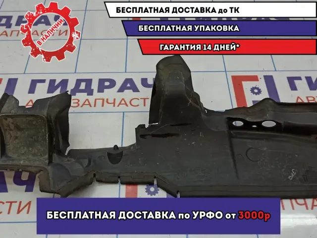 Кожух радиатора левый BMW X5 (E53) 51718264181. Дефект.