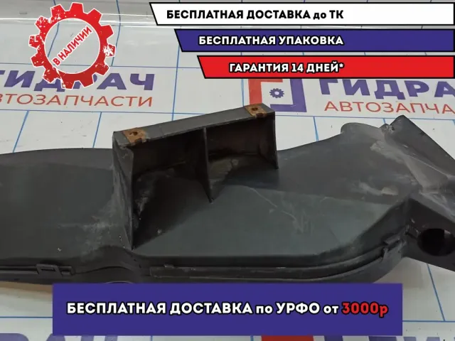 Воздуховод левый BMW X5 (E53) 51717028938. Дефект крепления.В бампер.