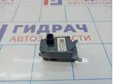 Кнопка фиксатора стояночного тормоза BMW X6 (E71) 61319148508.