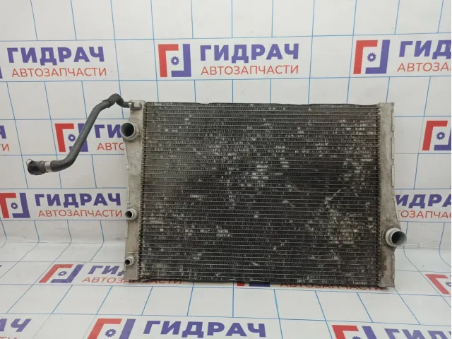 Радиатор основной BMW X6 (E71) 17117533472. Замяты соты.