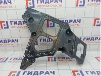 Направляющая заднего бампера левая BMW X6 (E71) 51127176245. Дефект.