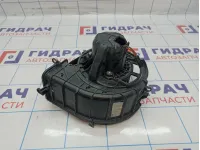 Моторчик отопителя BMW X6 (E71) 64116971108. Дефект корпуса.