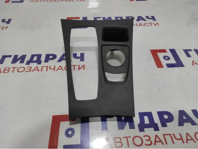 Накладка центральной консоли BMW X6 (E71) 51166954947. Дефект.