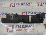 Кронштейн радиатора левый BMW X6 (E71) 17117799761.