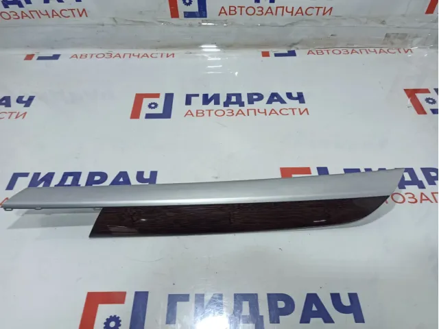 Накладка обшивки двери задней левой BMW X6 (E71) 51429129393. Потертости.