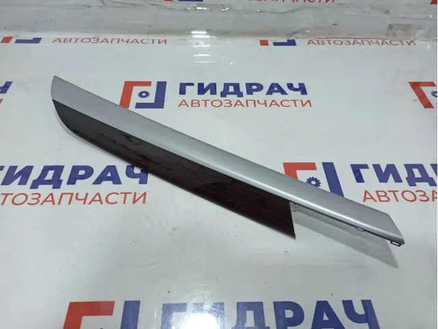 Накладка обшивки двери задней правой BMW X6 (E71) 51429129394. Потертости.