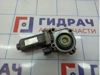 Моторчик блокировки межосевого дифференциала BMW X6 (E71) 27107566250. Дефект.