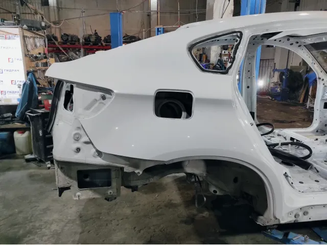 Крыло заднее правое BMW X6 (E71)