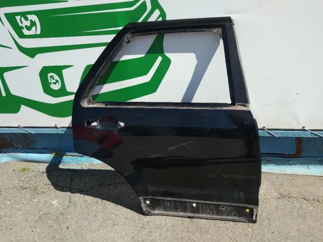 Дверь задняя правая Cadillac SRX 89025817.