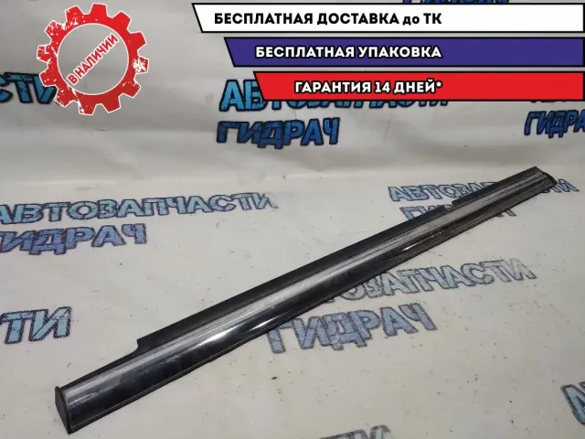 Накладка стекла заднего левого Cadillac SRX 25804694.