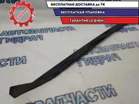 Молдинг лобового стекла левый Cadillac SRX 19259795.