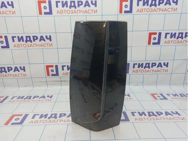 Фонарь задний левый Cadillac Escalade III 22884389. 25895484. Царапины, трещины.