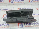 Фонарь задний левый Cadillac Escalade III 22884389. 25895484. Царапины, трещины.