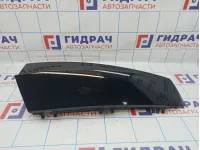 Накладка двери багажника правая Cadillac Escalade III 25970600. Сломано крепление.
