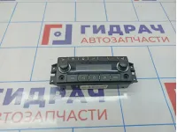 Блок управления климатической установкой Cadillac Escalade III 15886900. Мелкие царапины.