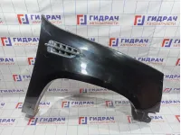 Крыло переднее правое Cadillac Escalade III 25992411. Дефекты, красилось.