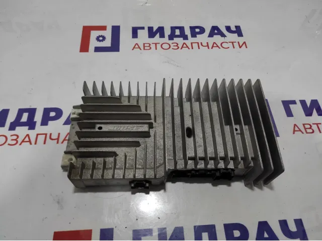 Усилитель акустической системы Cadillac Escalade III 15937320. BOSE.