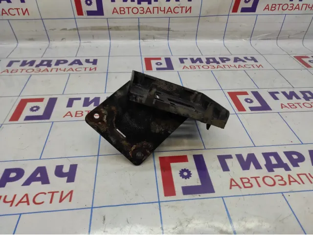 Кронштейн блока управления двигателем Cadillac Escalade III 15850348.