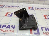 Кронштейн блока управления двигателем Cadillac Escalade III 15850348.