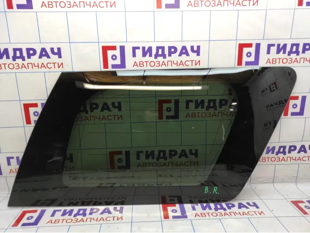 Стекло кузовное глухое правое Cadillac Escalade III 25810430.