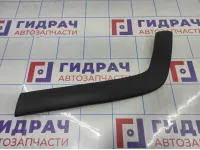 Накладка декоративная правая Cadillac Escalade III 15220791. На консоль подлокотника. Сломано крепление.