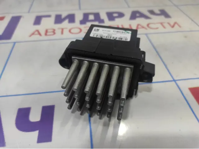 Резистор отопителя Cadillac Escalade III 15141283.