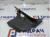 Обшивка стойки передней левой нижняя Cadillac Escalade III 15904432. Дефект.