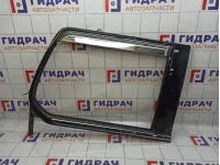 Накладка стекла двери задней правой наружная Cadillac Escalade III 20772079. Дефект.