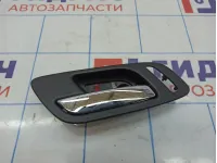 Ручка двери передней внутренняя левая Cadillac Escalade III 22861090. Дефект.