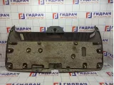 Обшивка двери багажника Cadillac Escalade III 25852157. Потертости.