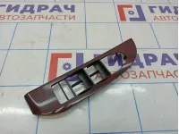 Накладка блока управления стеклоподъемниками Cadillac Escalade III 25924148.
