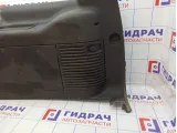 Обшивка багажника правая Cadillac Escalade III 20986766. Потертости.