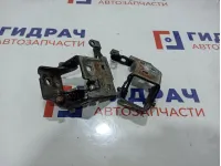 Петли двери передней левой Cadillac Escalade III .