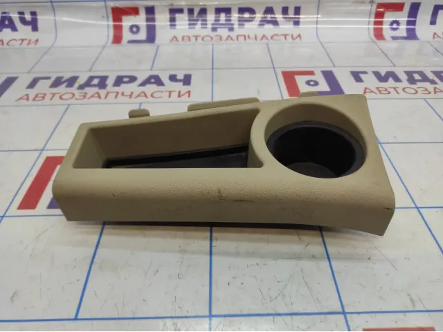 Подстаканник левый Cadillac SRX