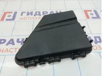 Крышка блока предохранителей Cadillac SRX 15233126