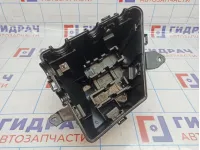 Корпус блока предохранителей Cadillac SRX 25730750