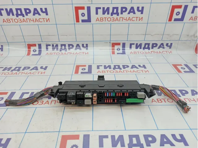 Блок предохранителей салонный правый Cadillac SRX 89046747