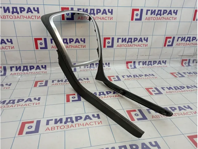 Накладка декоративная центральной консоли Cadillac SRX 25803631