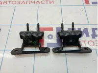 Петли двери багажника Cadillac SRX