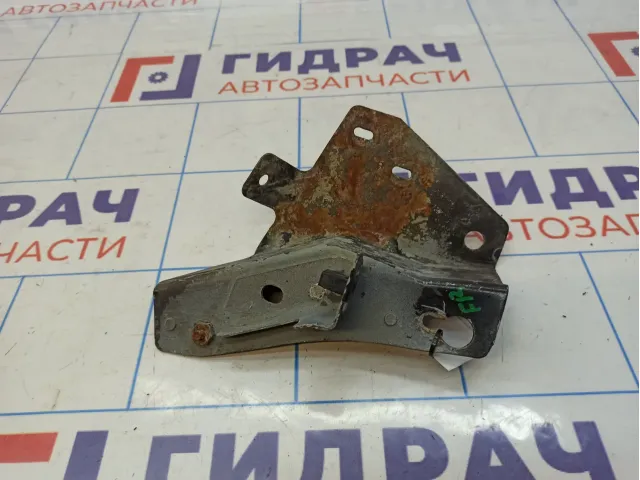 Кронштейн переднего крыла правый Cadillac SRX