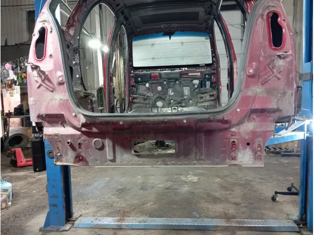 Панель задняя Chery IndiS