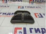 Дефлектор воздушный центральный Chery IndiS S185305110BA